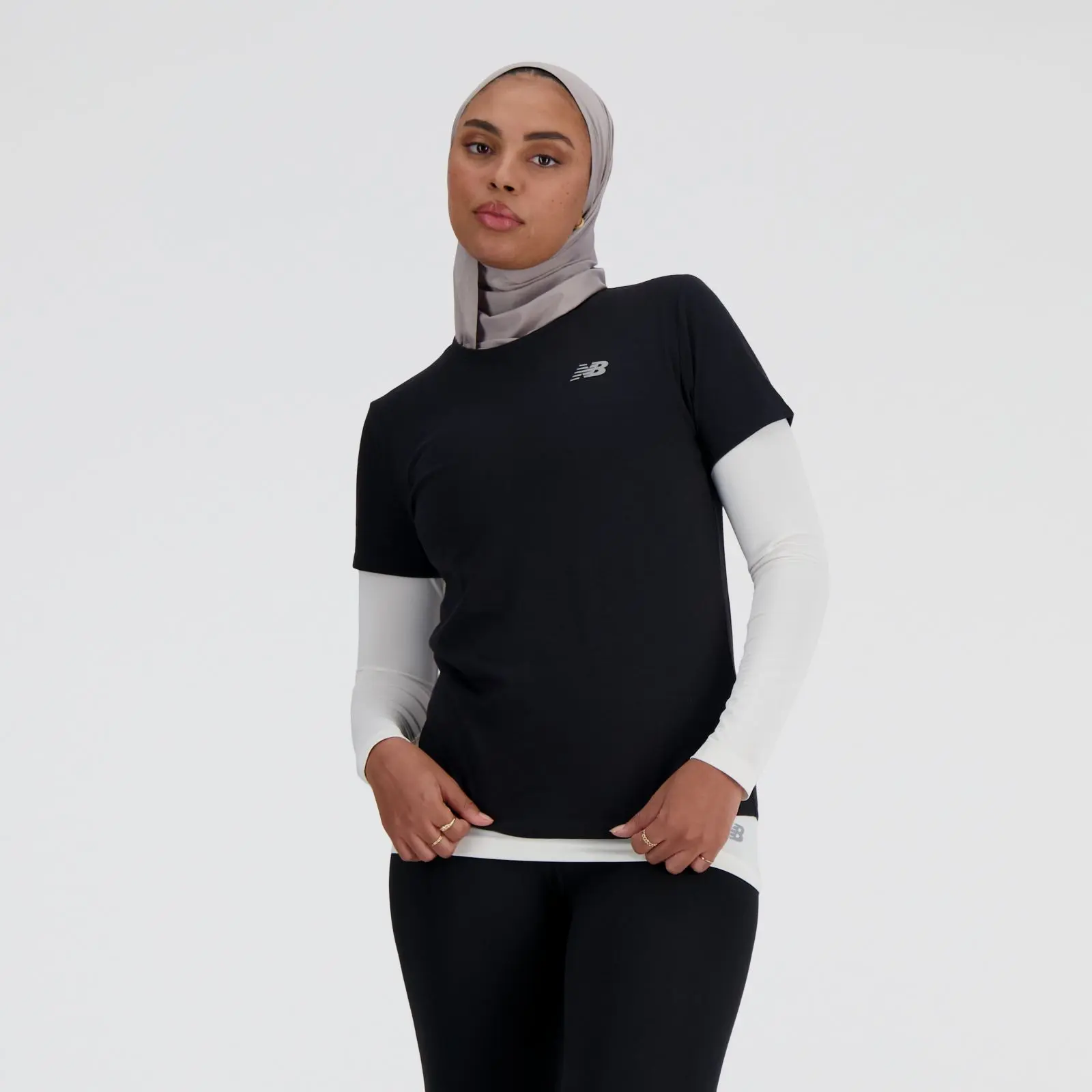 New Balance Sport Essentials Heathertech WT41190, black, swatch