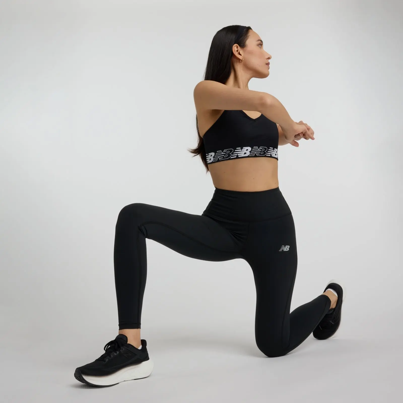 New Balance Calza Sleek High Rise Legging 27" WP41237, black, swatch