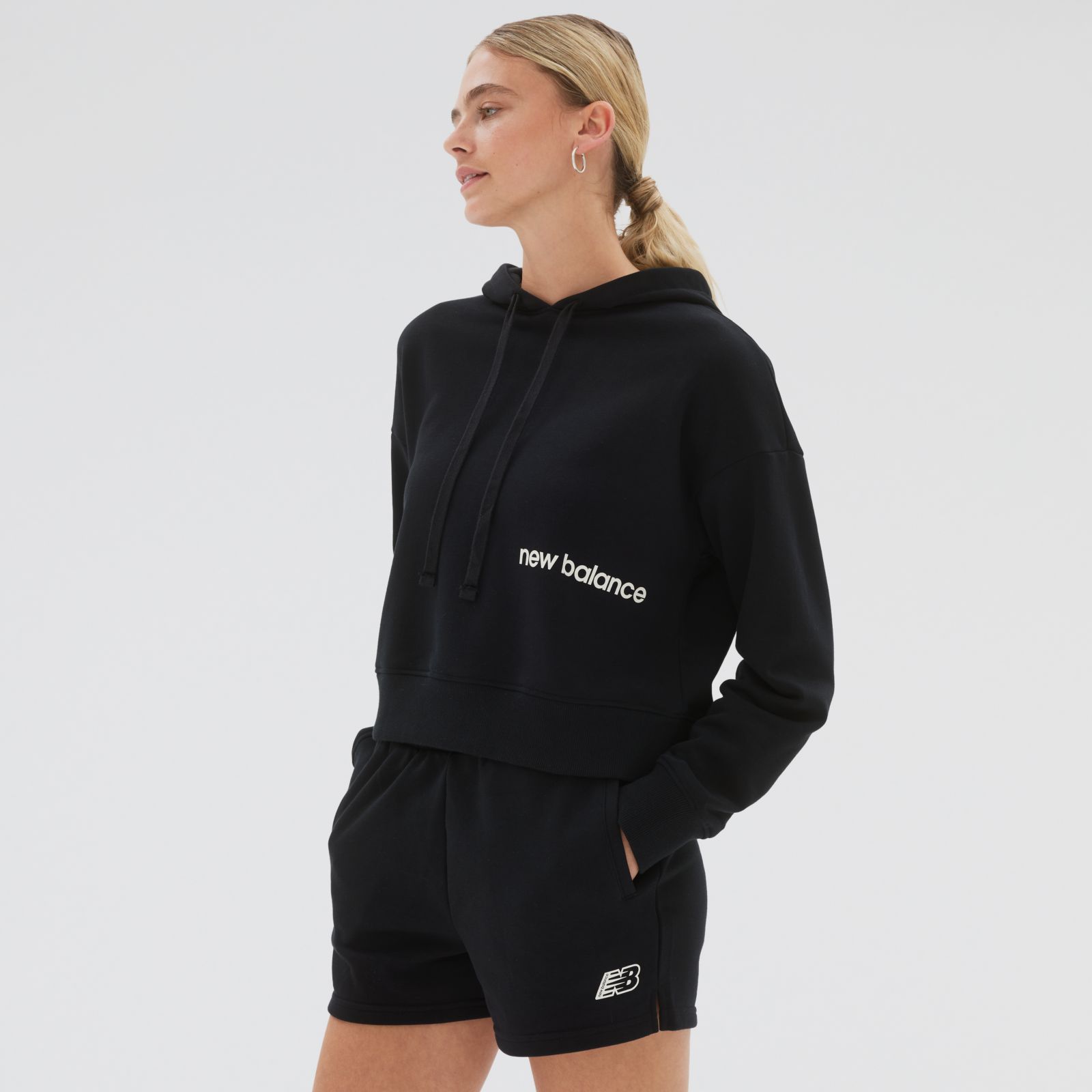New Balance WT23512BK  NB Essentials Hoodi, Negro, large