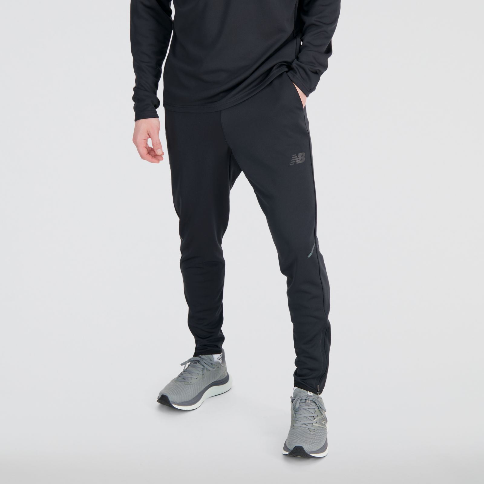 New Balance Pantalón Tenacity Knit Training MP33091, Black, swatch