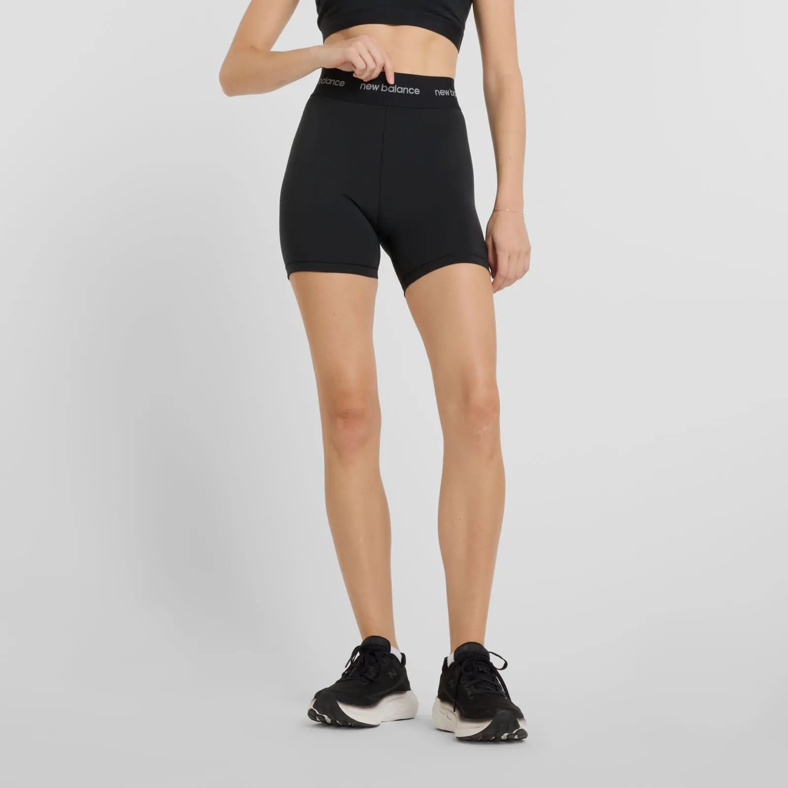 New Balance Calza corta NB Sleek High Rise Sport Short 5" WS51182, Black, swatch