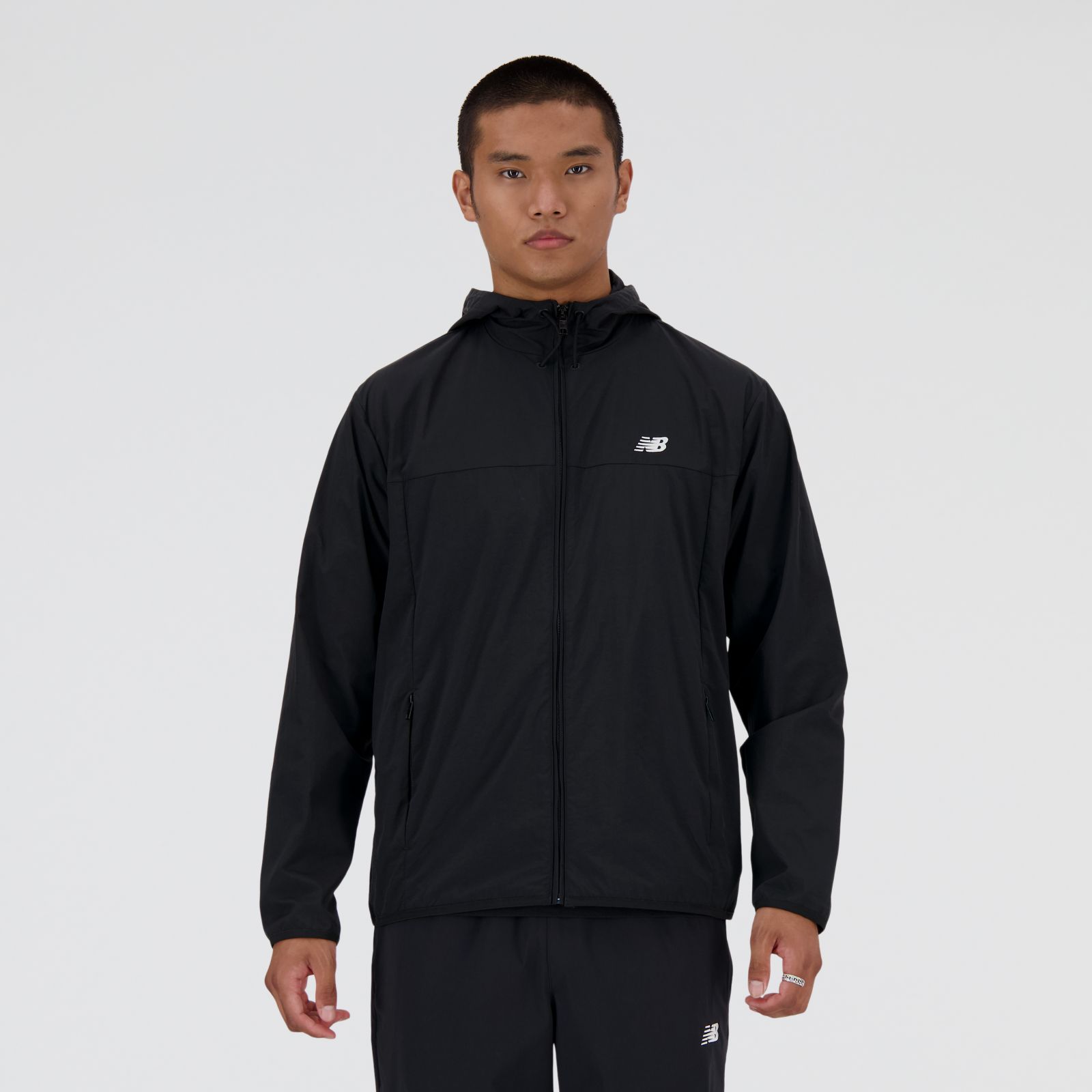 Ngawang usa talle M y mide 187cm |Pecho 100.3cm| Cintura 83.8cm |Cadera 101.6cm