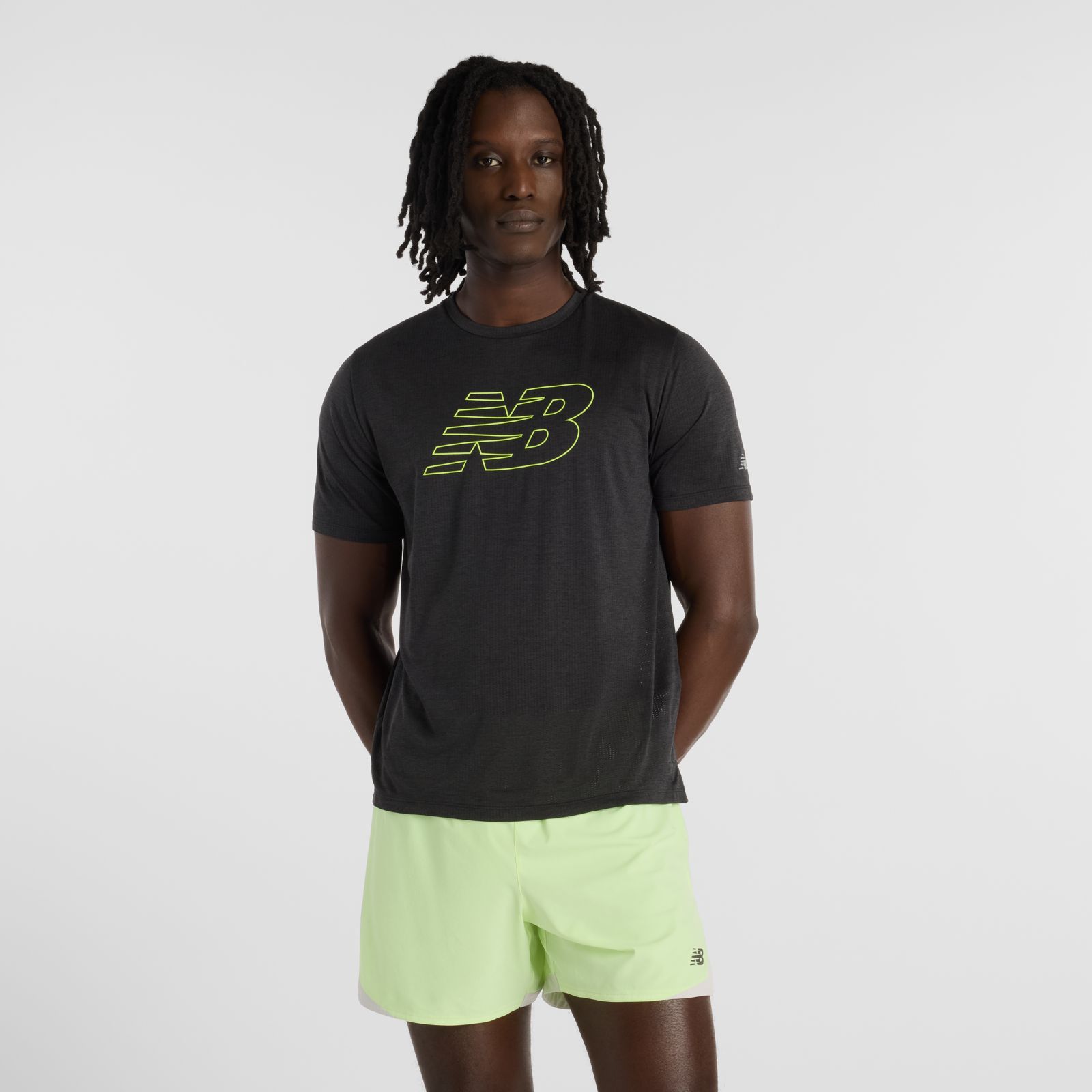 New Balance Remera RC Essential Graphic T-Shirt V2 MT61W7RR, Black/Alcaline Green, swatch