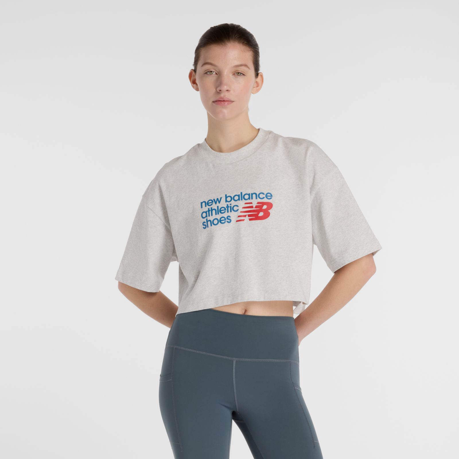 New Balance Remera Athletics Premium Chest Logo Cropped T-Shirt WT51908, Ash/heather, swatch