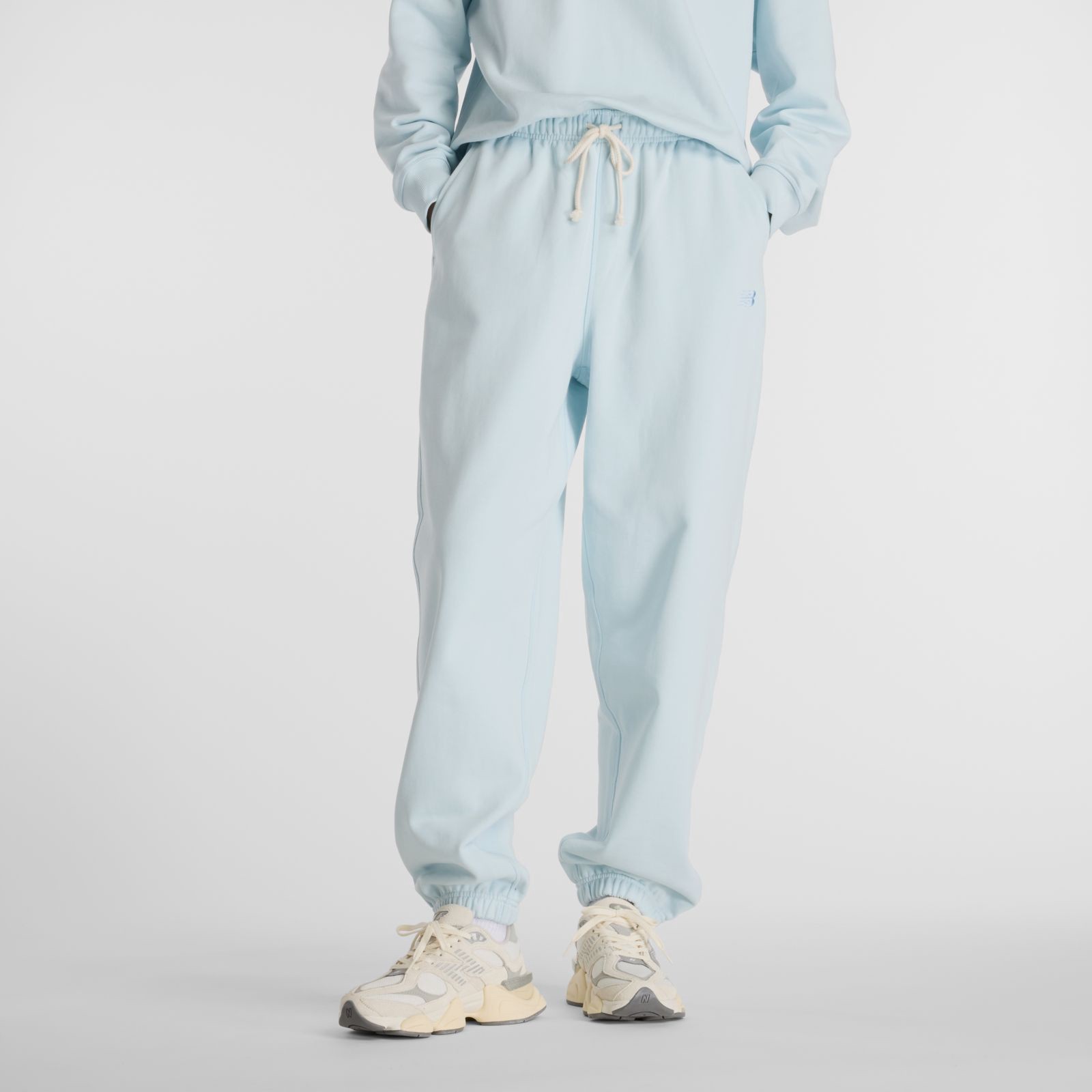 New Balance Pantal&oacute;n Athletics French Terry Jogger WP41513, Frosted glass, swatch