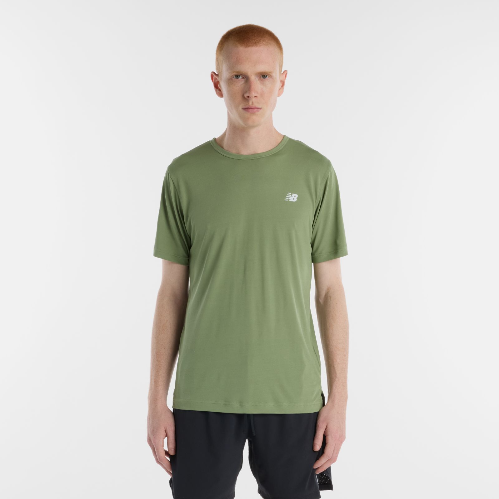 MT61O0U4AAR Sport Essentials