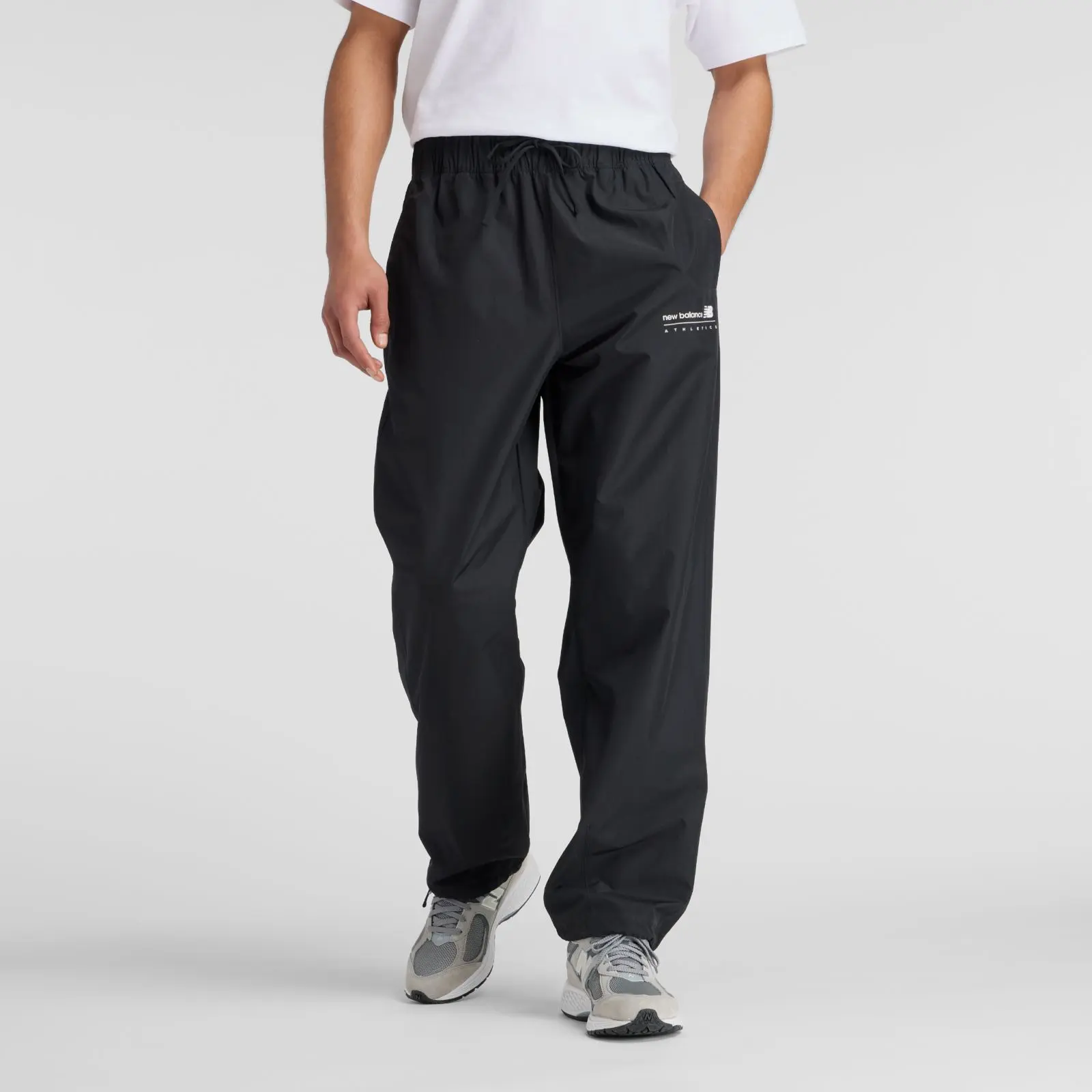 Pantalón Linear Graphic Woven MP53548