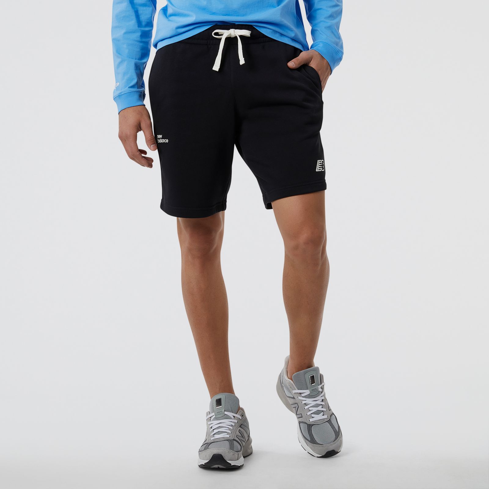 MS23502BK  NB Ess Fleece Short