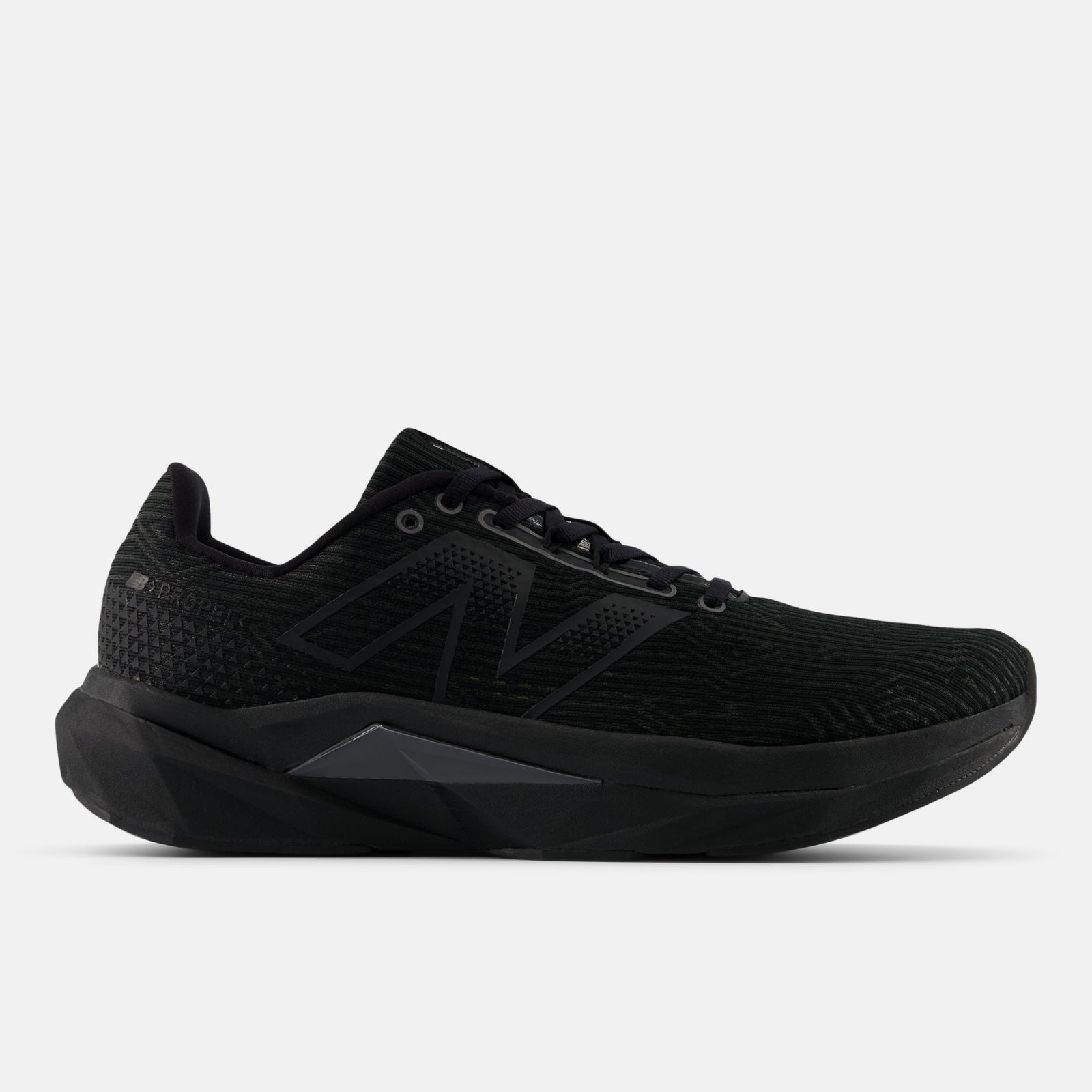 New Balance FuelCell Propel v5, Full black, swatch