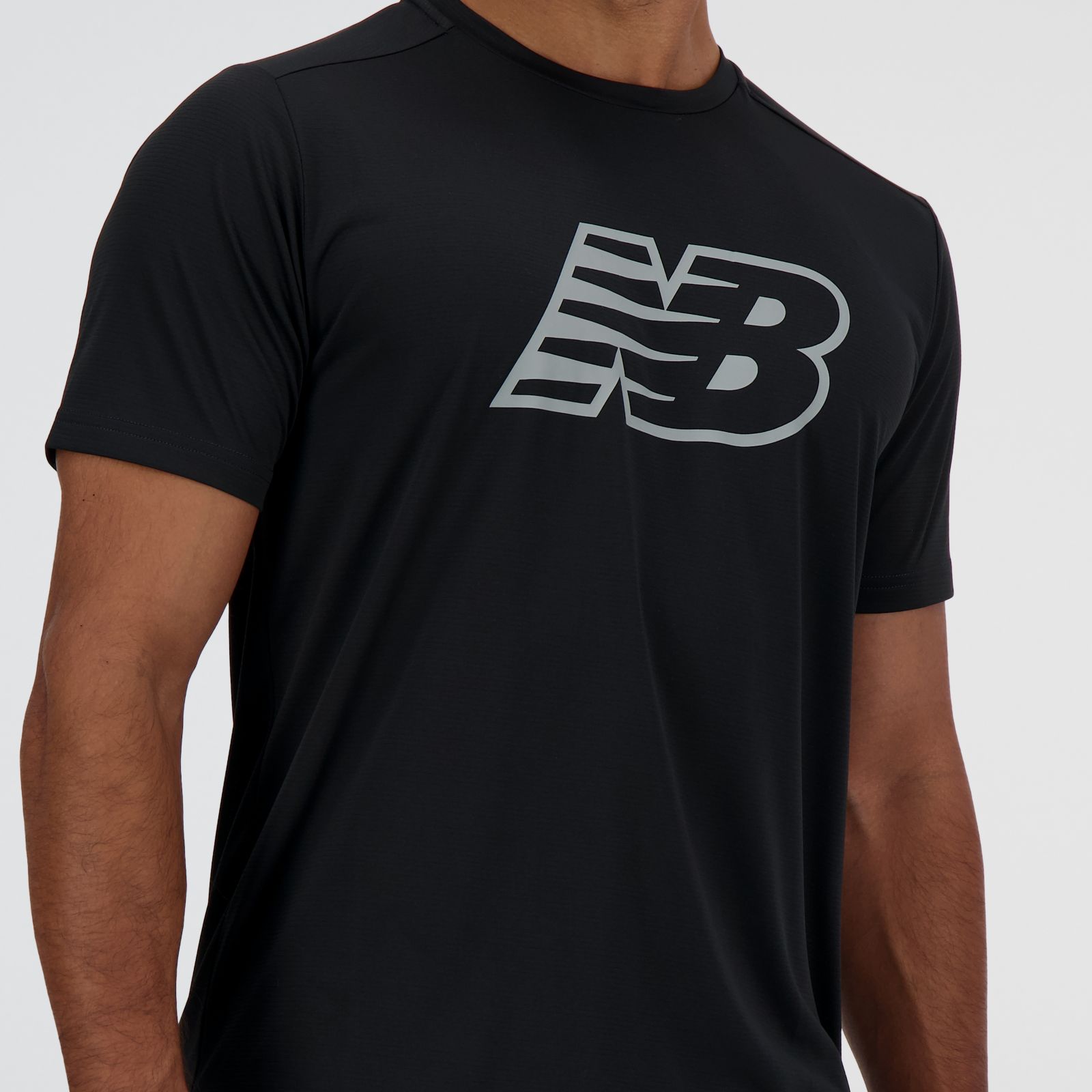 Pranav usa talle M y mide 182.8cm | Cintura 77.5cm