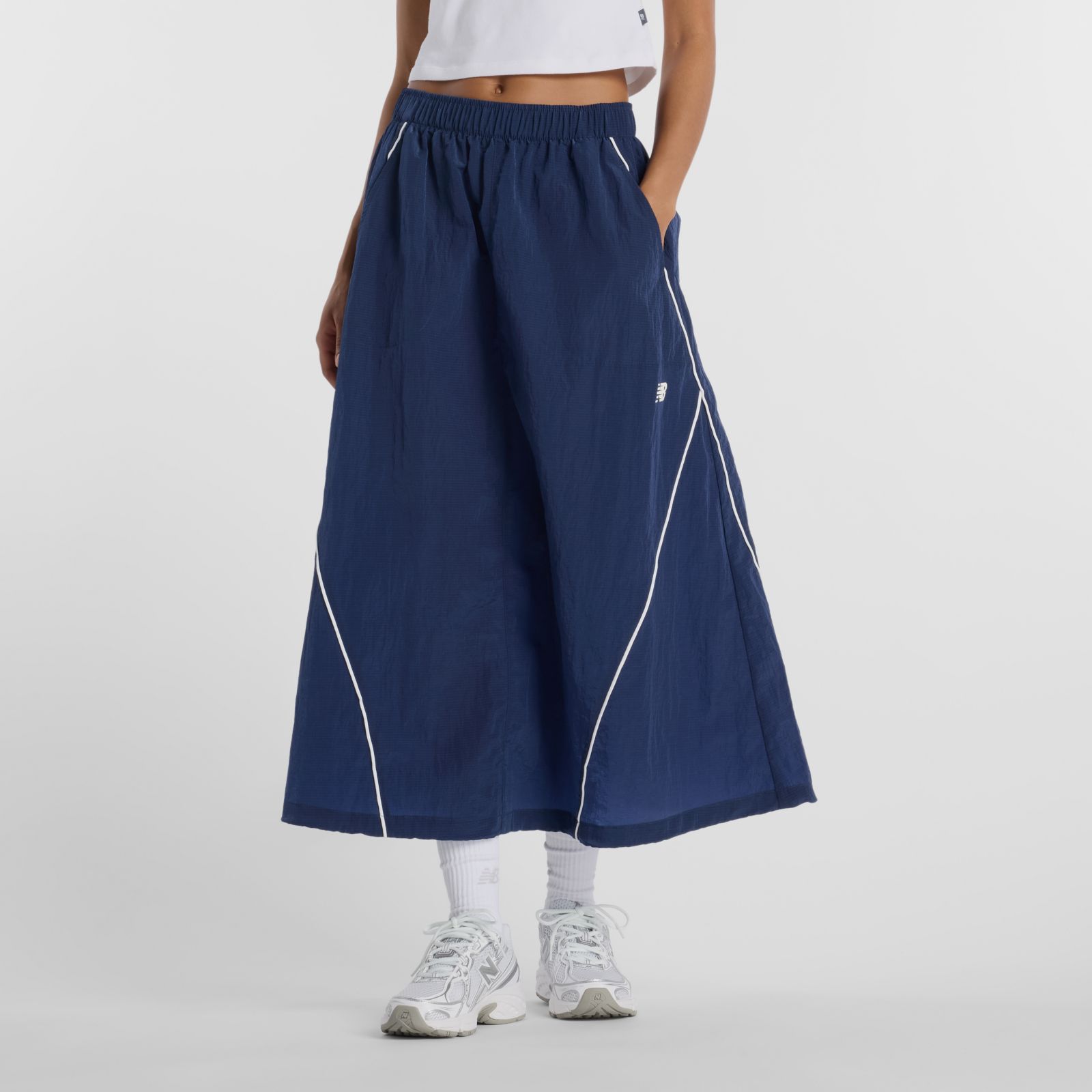 New Balance Falda Sport Legacy Skirt WB61D2OP, Navy, swatch