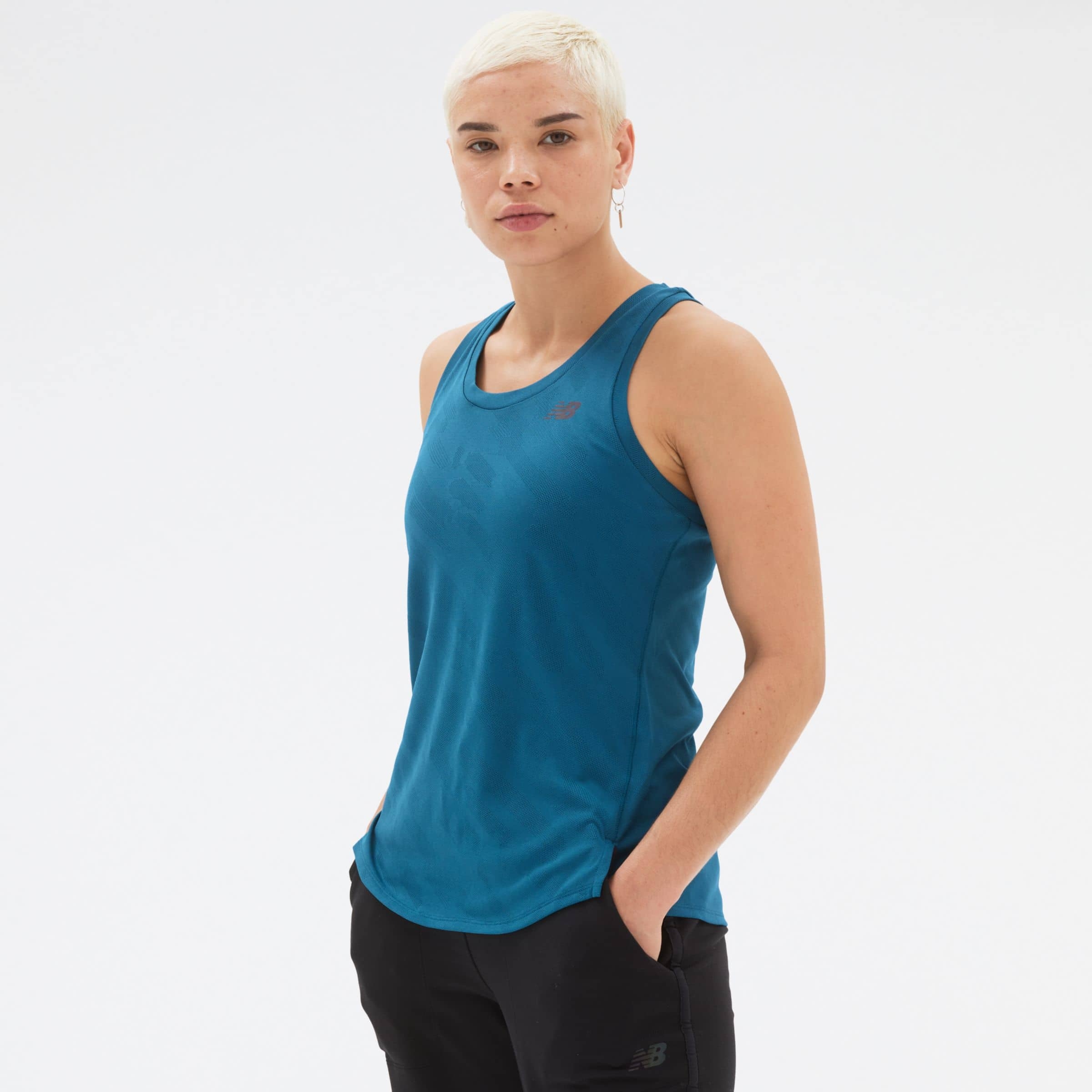 New Balance Musculosa Q Speed Jacquard WT23280, Aero, swatch