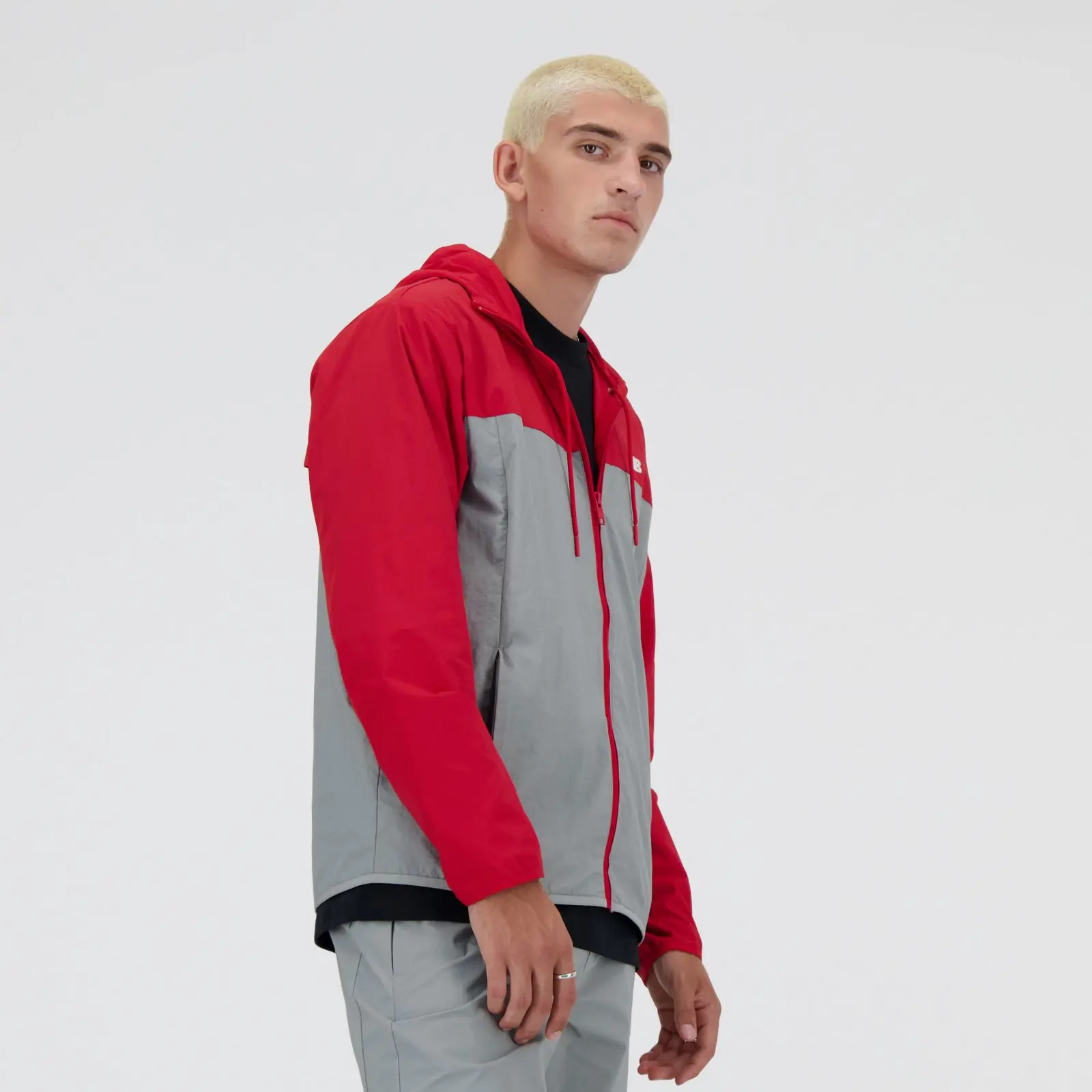 New Balance Campera Athletics Woven Jacket MJ41506, ROGR, swatch