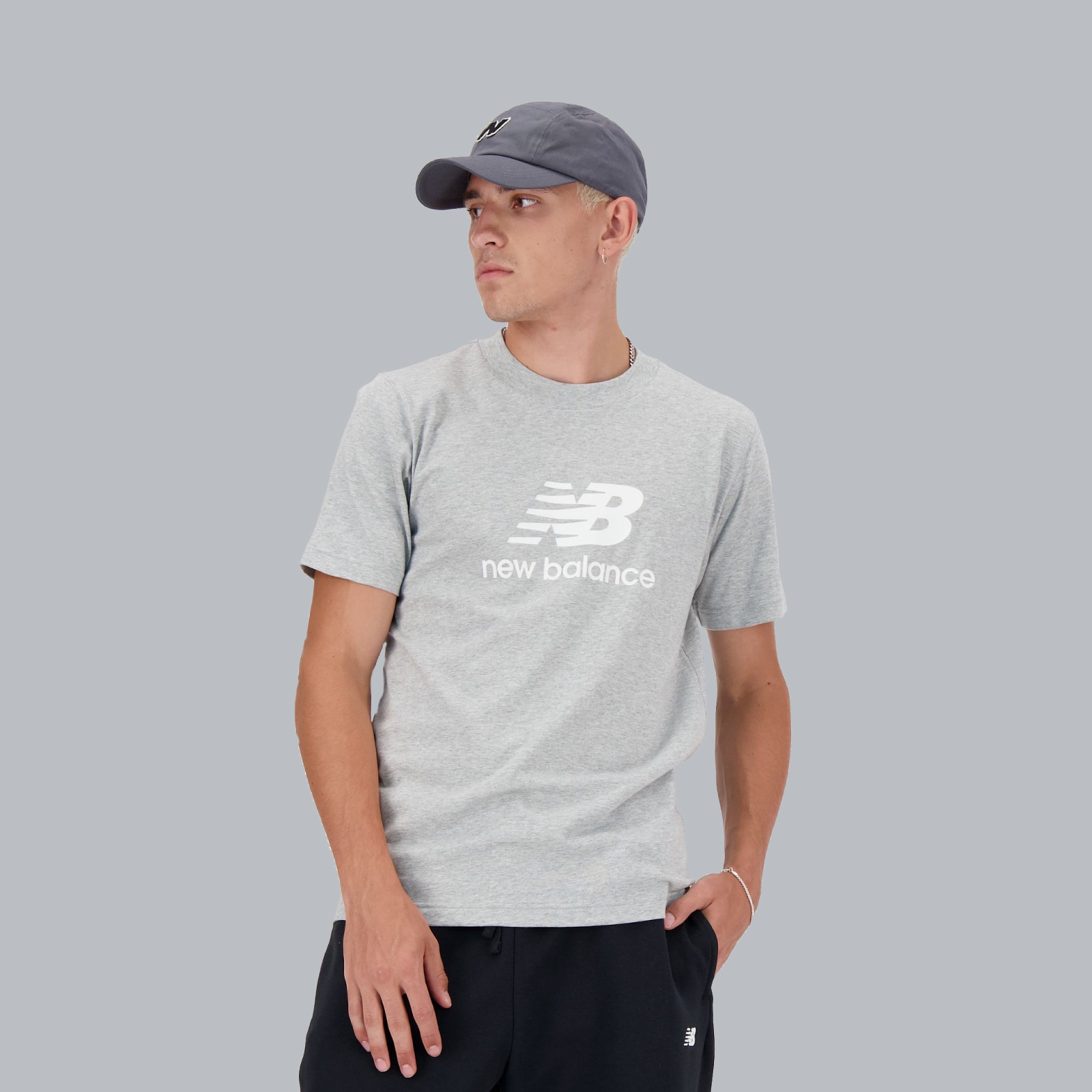 Remera Sport Essentials Logo MTA41502
