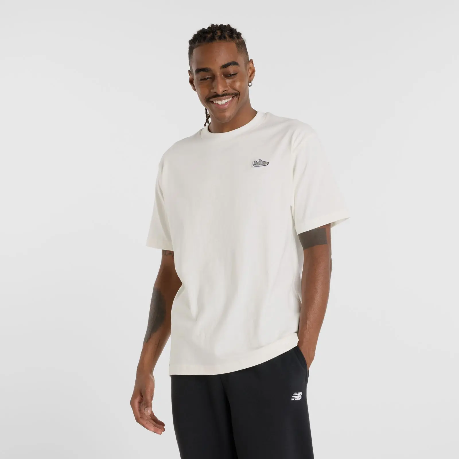 New Balance Remera Athletics 574 Patch T-Shirt MTA51962, Sea salt, swatch