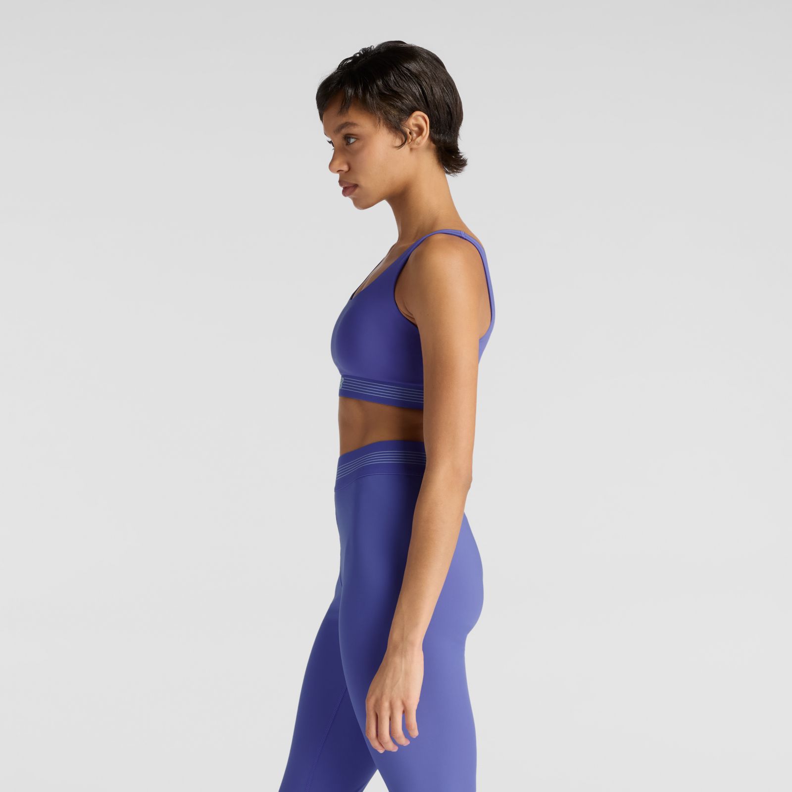 New Balance WB61Q0QKEPU AC Train Bra Women, Electric Purple, large image number 3