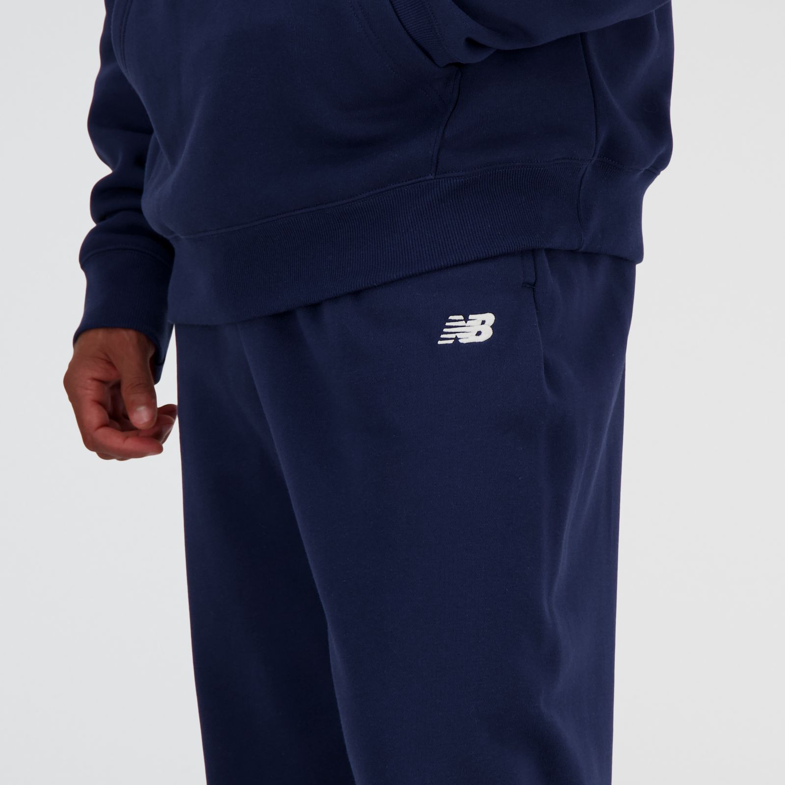 new-balance-sport-essentials-french-terry-jogger-mpa41519-large