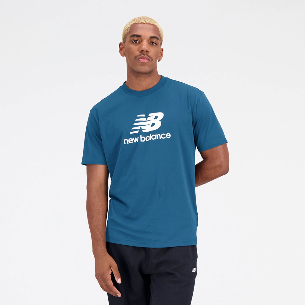 New Balance Remera Essentials Stacked MTA31541, Aero, swatch