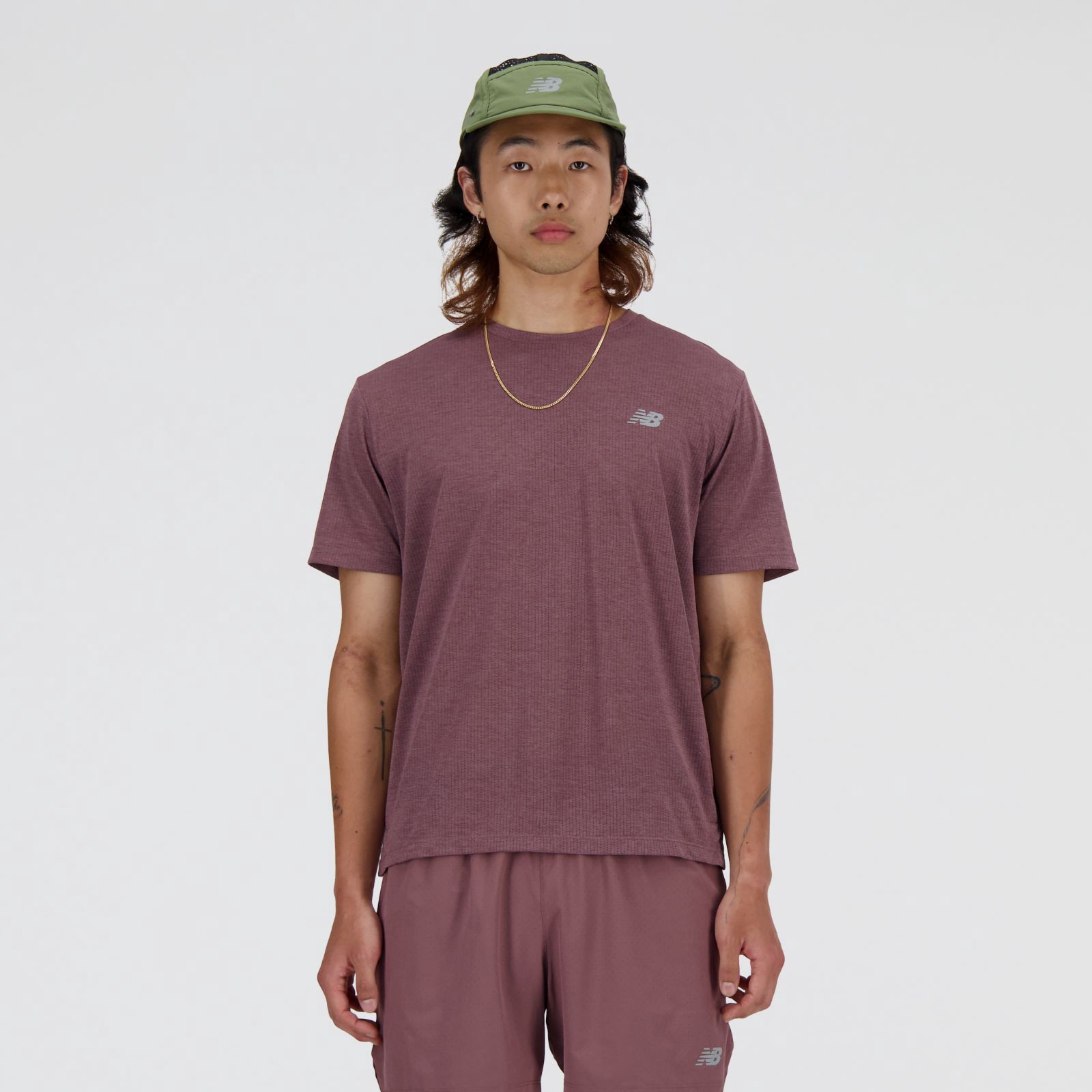 New Balance Remera Athletics T-Shirt MT41253, wine, swatch