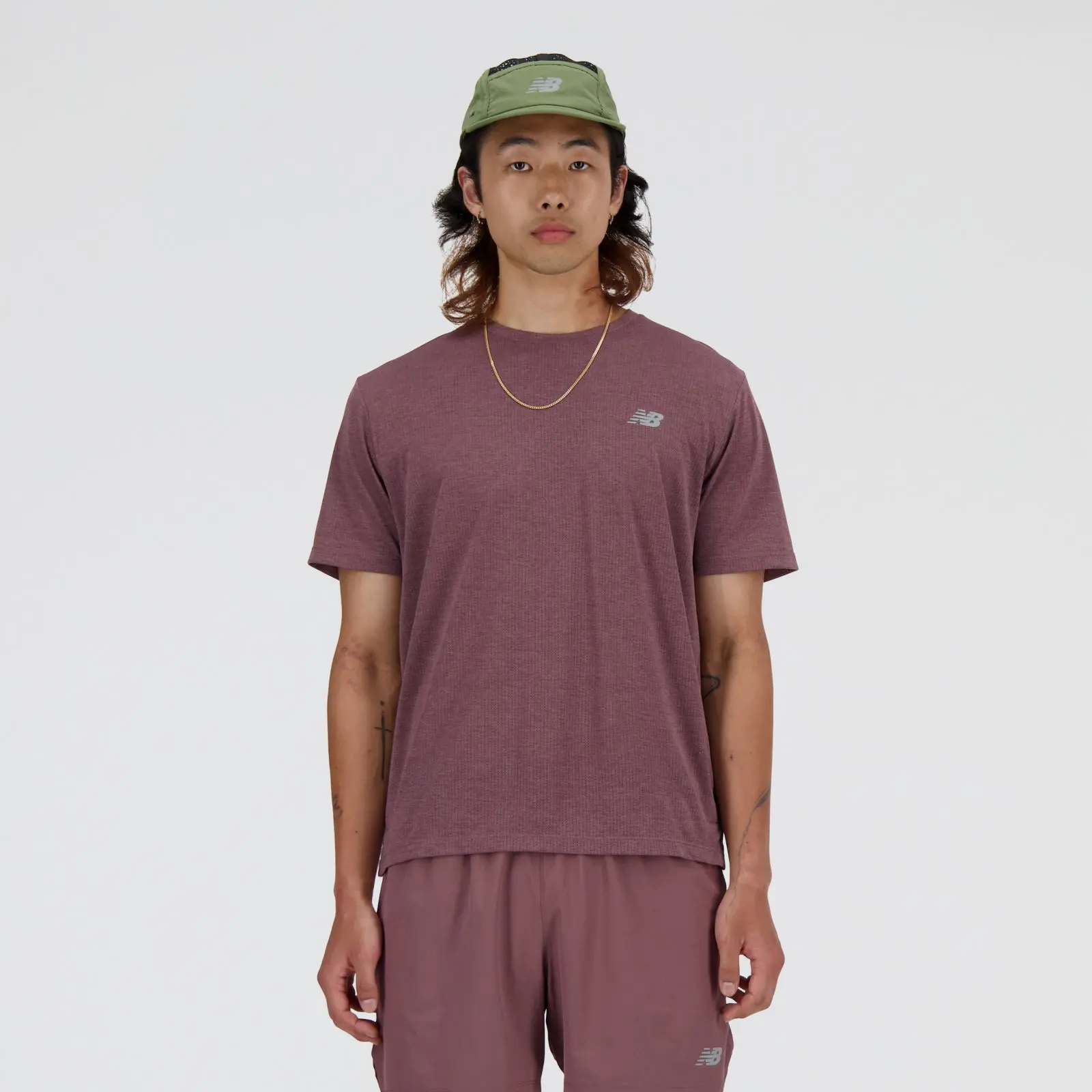 New Balance Remera Athletics T-Shirt MT41253, wine, swatch