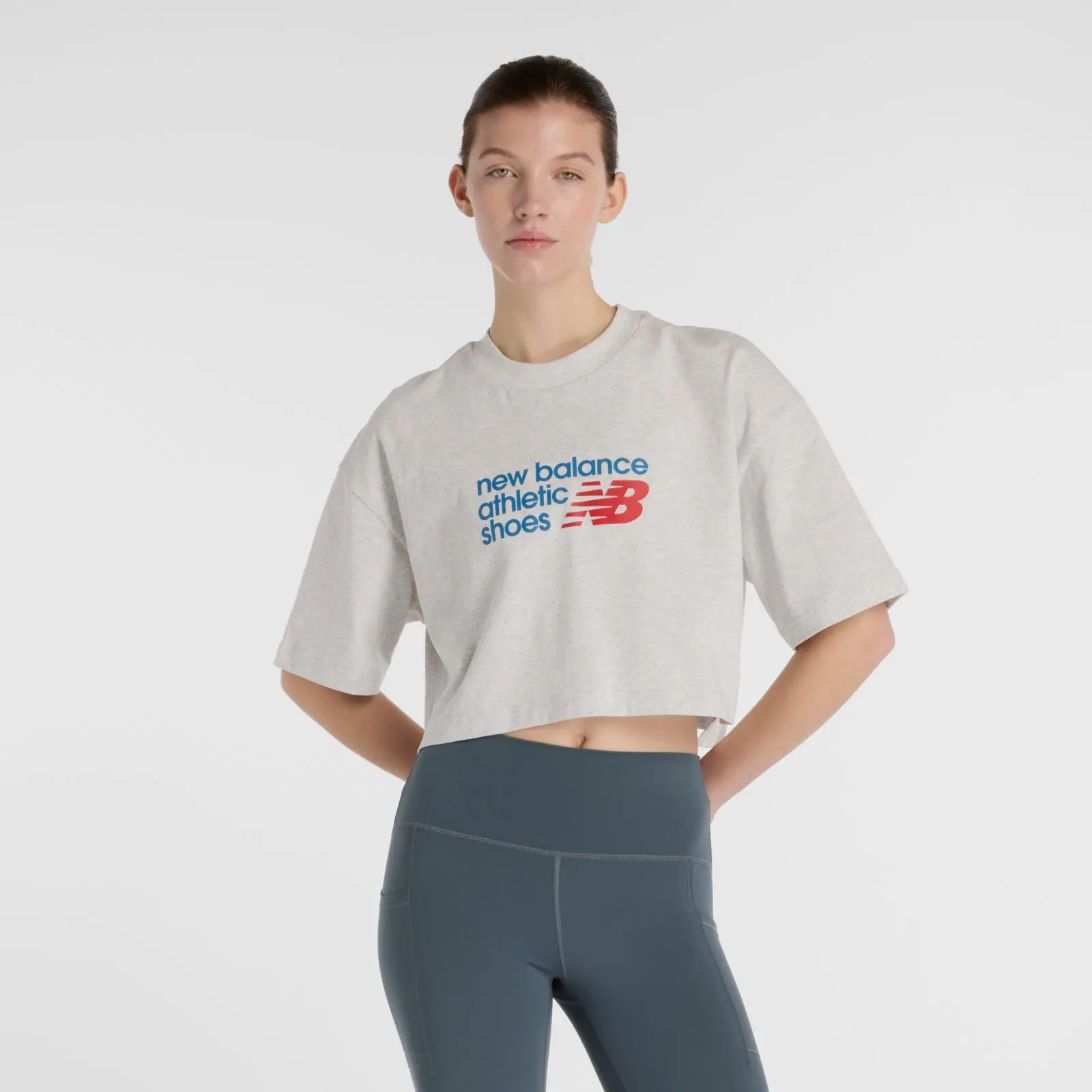 Remera Athletics Premium Chest Logo Cropped WT51908